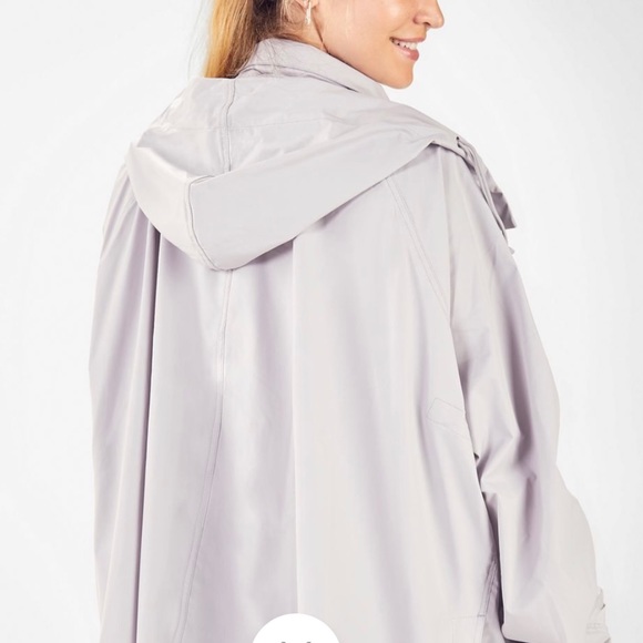 Fabletics Giana Jacket Grey NWT - Picture 2 of 10